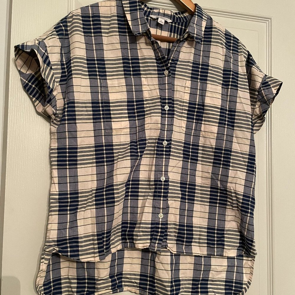 LL Bean Signature Short Sleeve Button Down Camp Shirt, Blue & Pale Pink - Size L